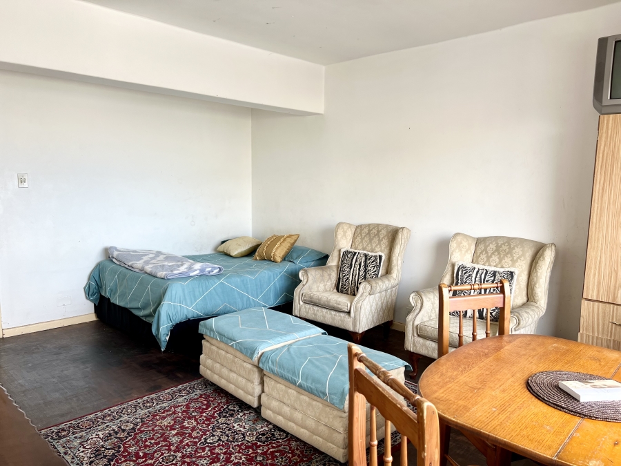 1 Bedroom Property for Sale in Oostersee Western Cape